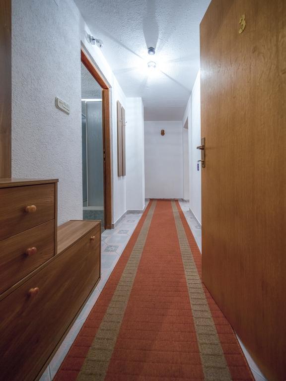 Apartment And Rooms Aracic Korenica Room photo